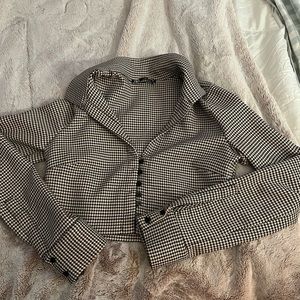 Going out too Zara gingham button up cropped fitted